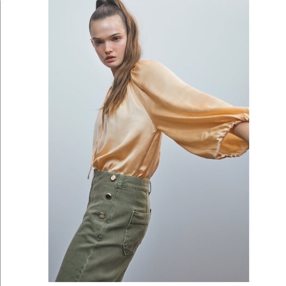 ZARA CROPPED WIDE LEG BUTTONED JEANS - Picture 5 of 6